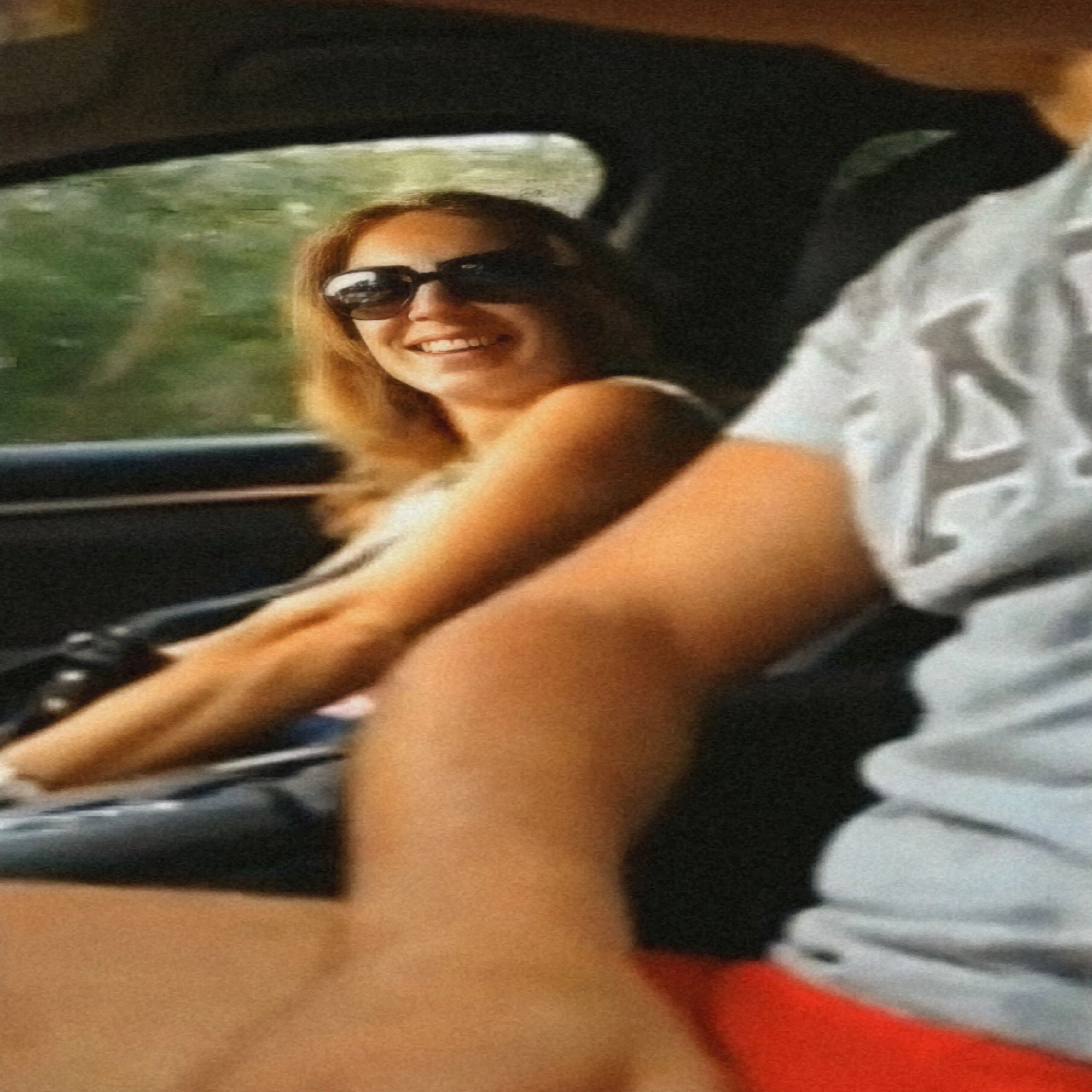 Hottie smiling looking at dick Uber