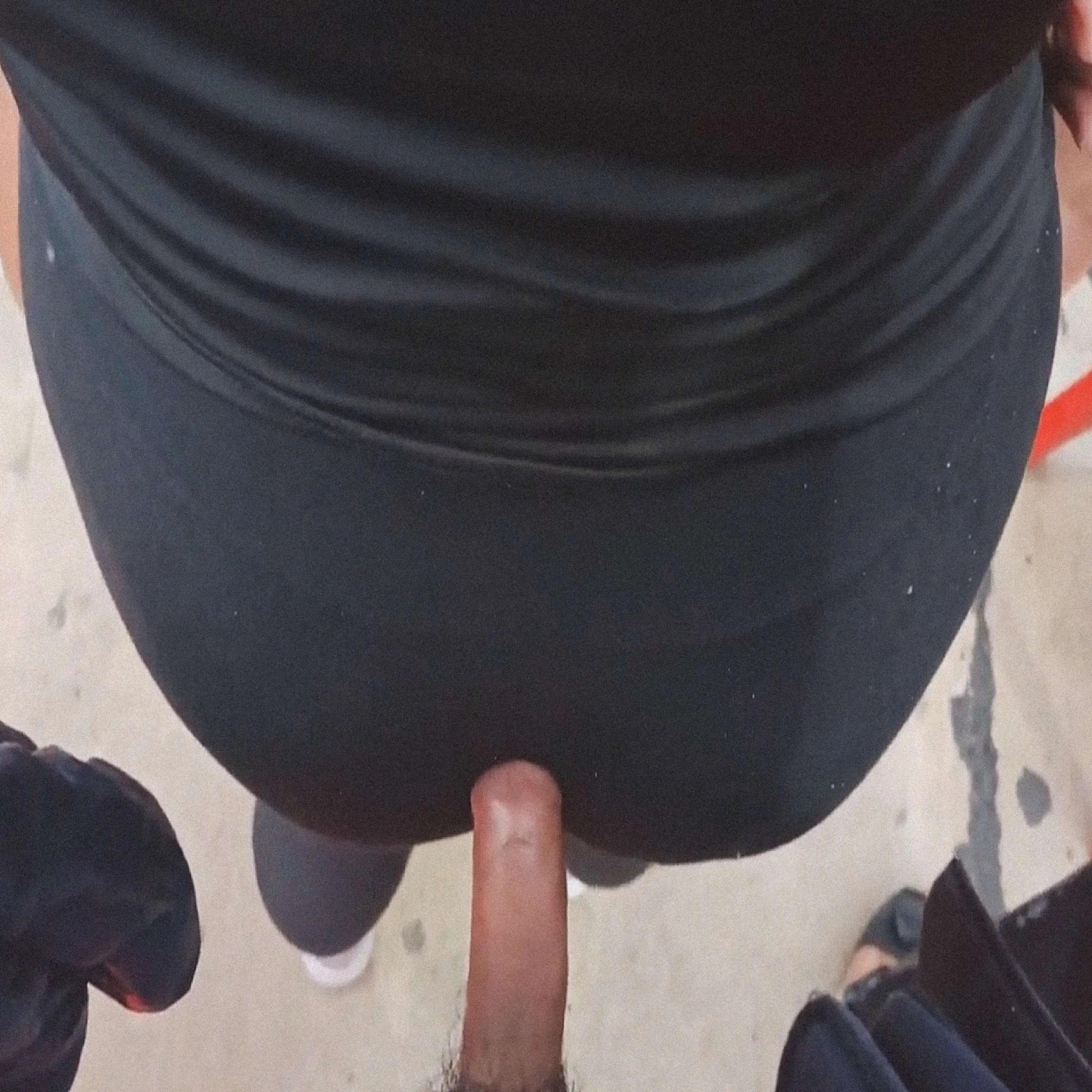 Damn! Big dick shoved in big hot ass at the gym