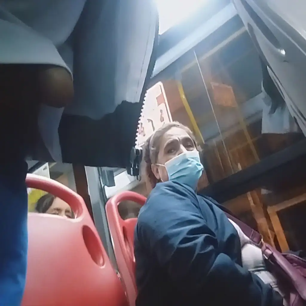 Mature latina looked the dick out on the bus