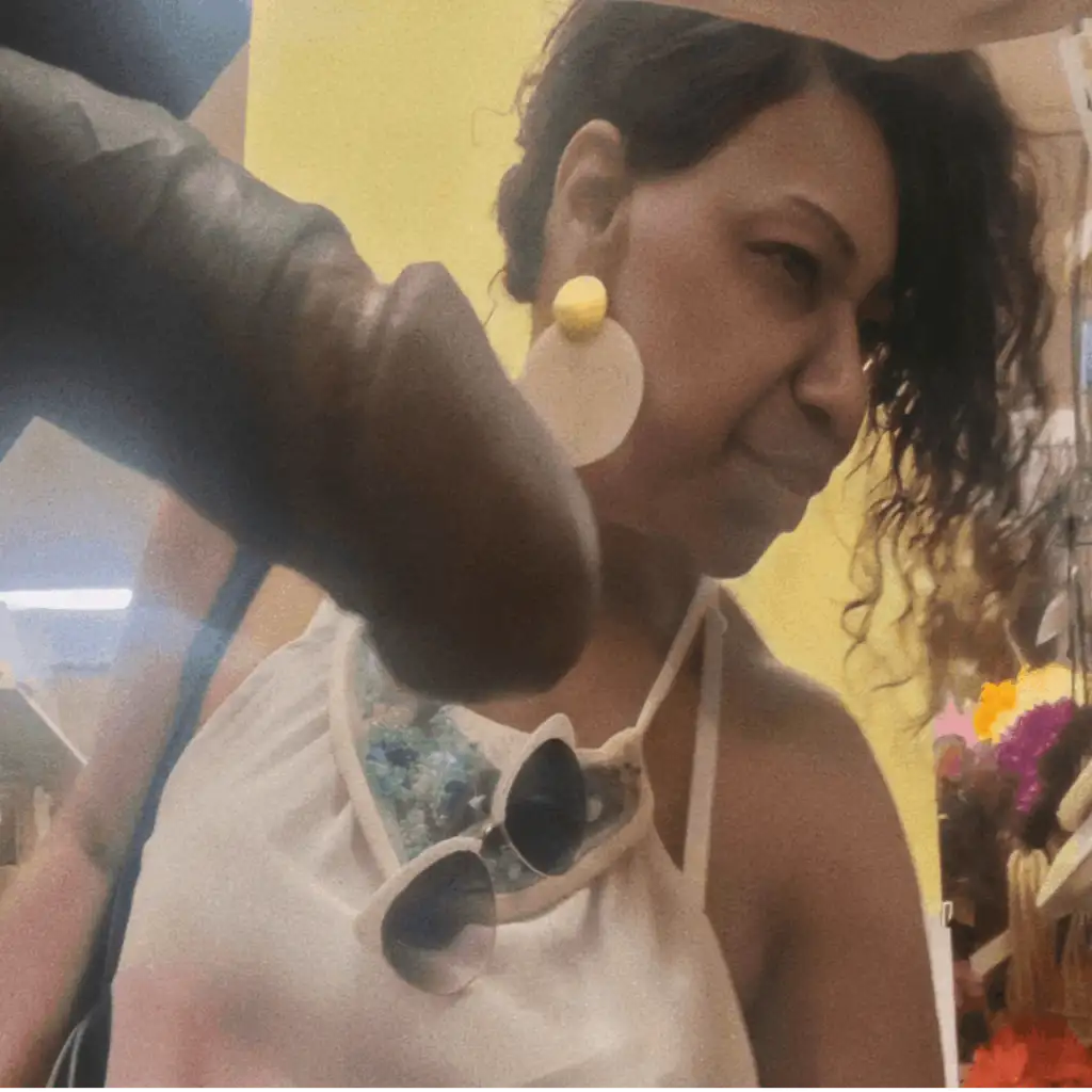 Mature ebony in the store and huge black cock next door
