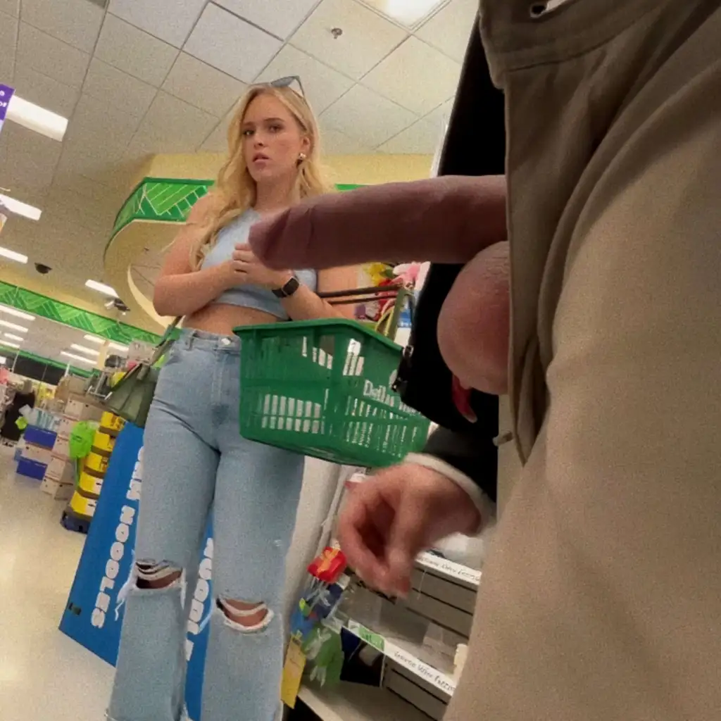 Hmm! Hot blonde nice look at big dick