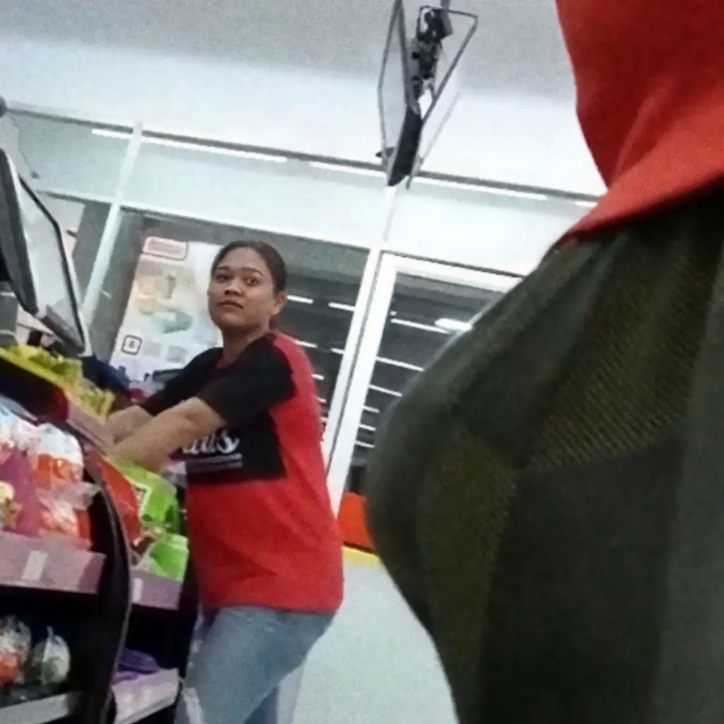 Mature Asian looking bulge in store