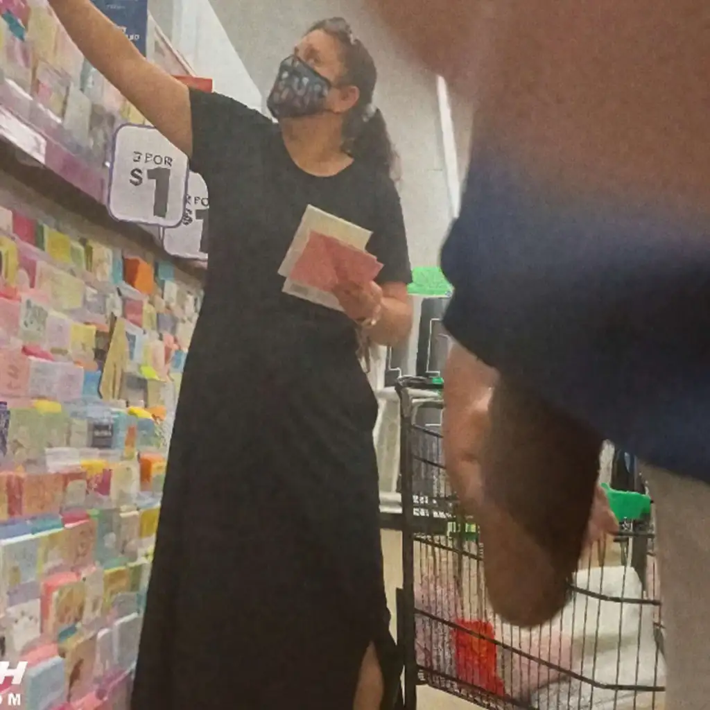 Mature latina sexy long skirt and black cock