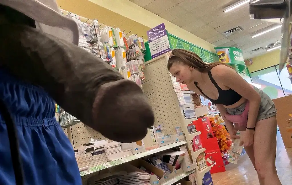 Damn! Hot big ass looking at the products