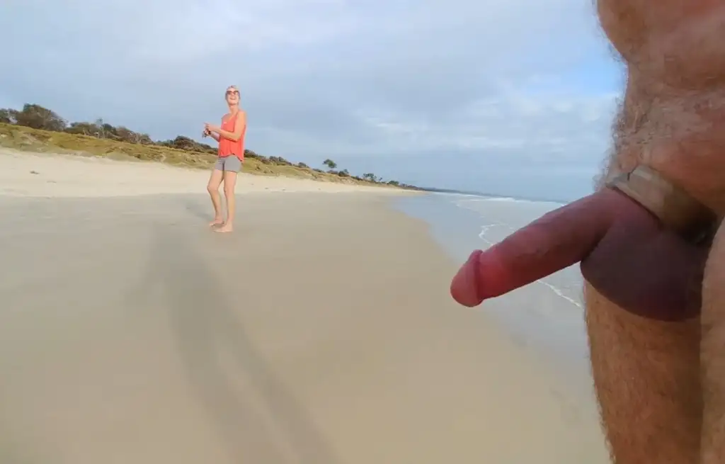 Quick chat with sexy MILF on nude beach