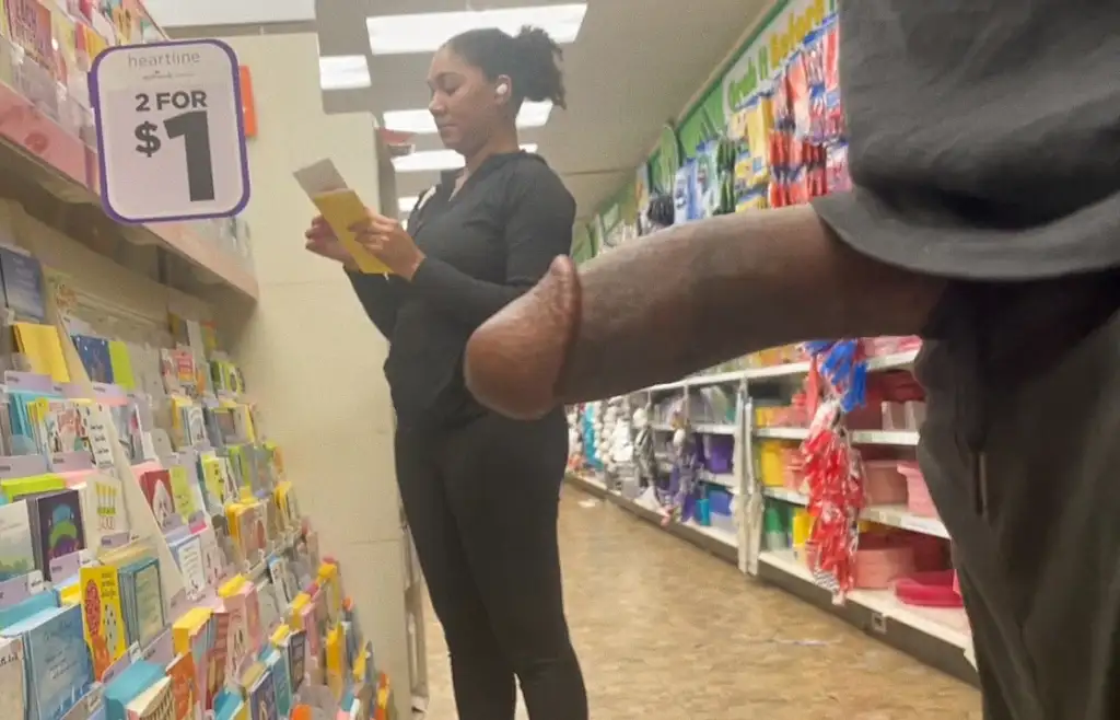 Quick casual conversation with a hot brunette and she smiled