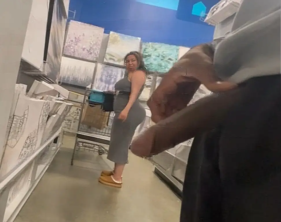 WTF!! Latina huge ass saw the black dick in the store and smiled, then something amazing happened
