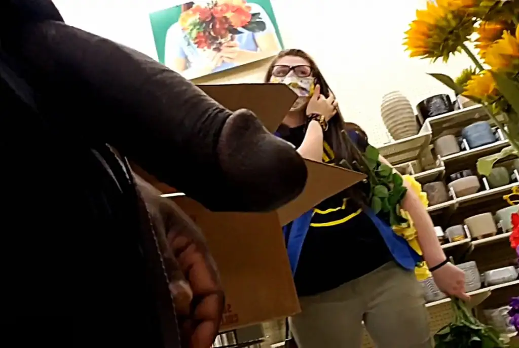 Part 1 - Hot lesbian store clerk, she didn't mind the black cock