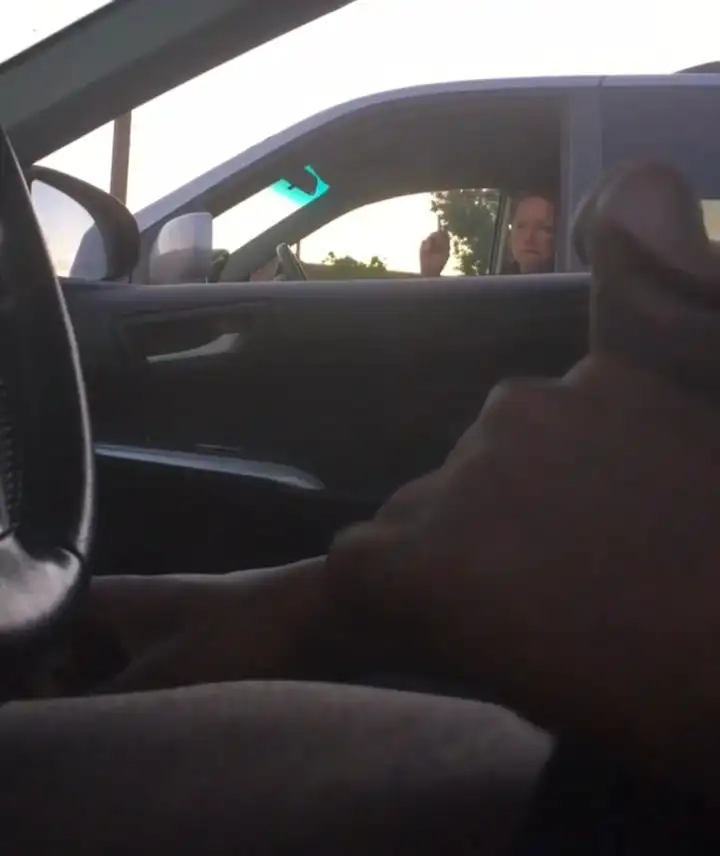 Wow! Sexy mature smoking and watching a handjob, she loved it