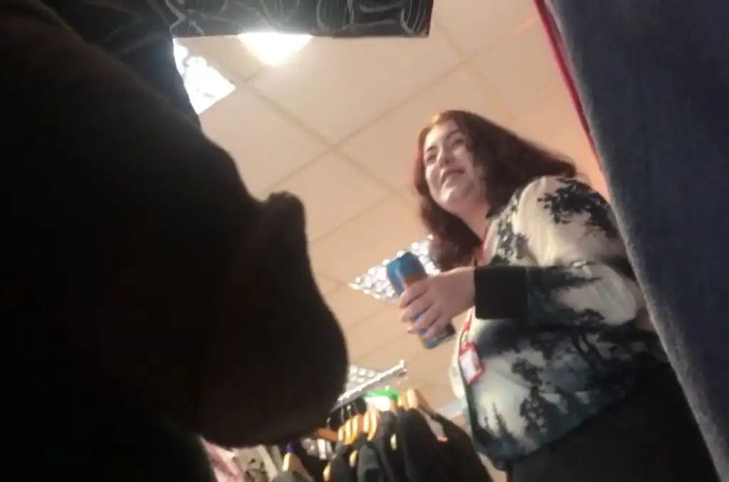 Pleasant conversation with the chubby store clerk