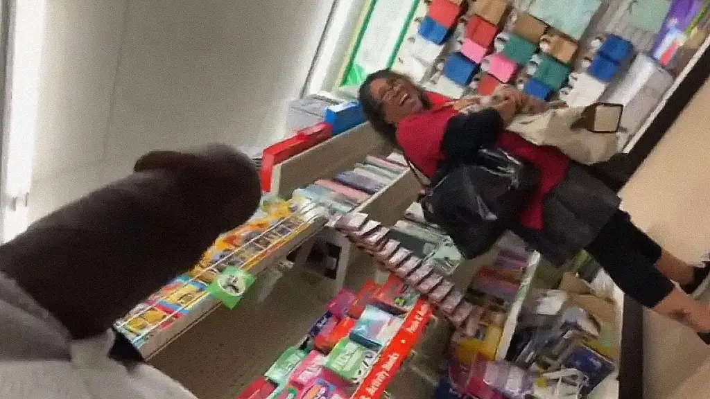 Pleasant conversation with a smiling mature woman in the store, she didn't mind the dick