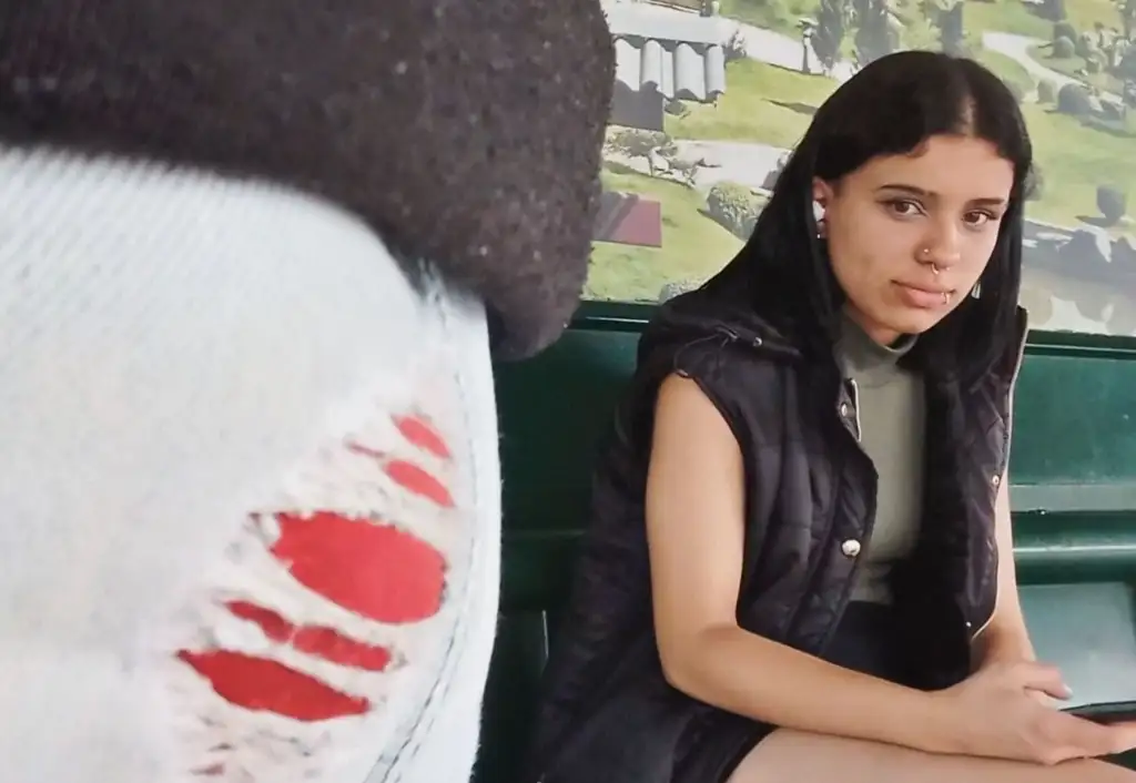 Brazilian brunette checking out a bulge at the bus stop, she liked it