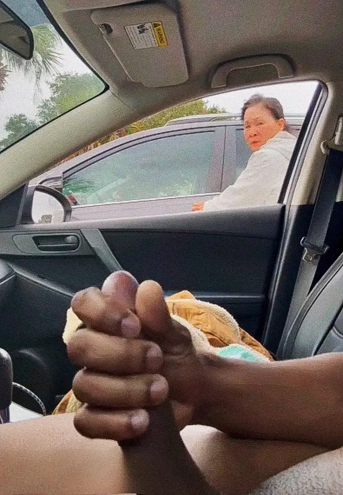 Mature Asian saw the black cock in the parking lot