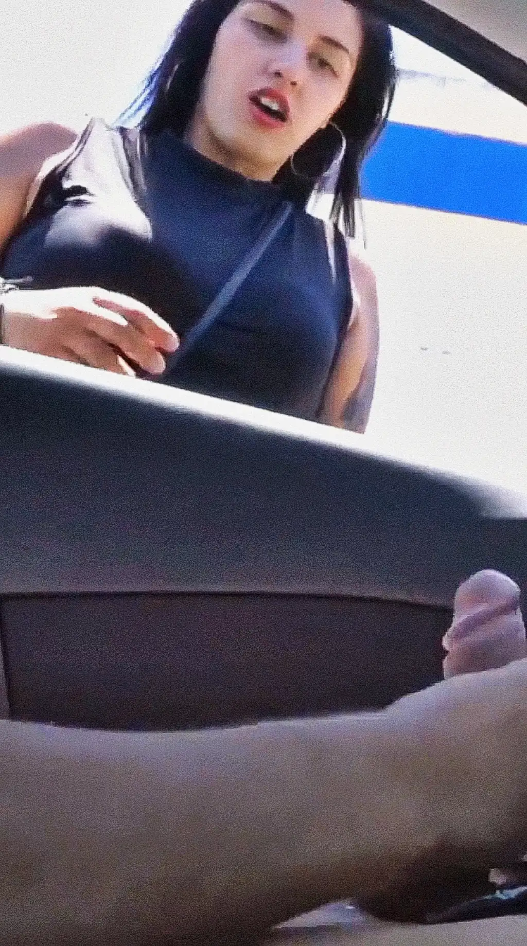 Sexy Latina impressed by big dick in the car